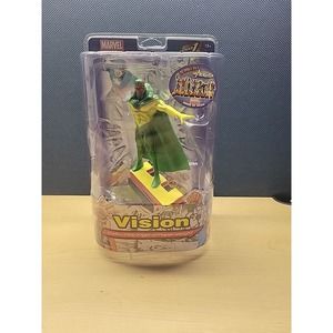 NEW SERIES ONE MARVEL UNIVERSE AVENGER VISION RESIN FIGURAL PAPERWEIGHT FIGURE